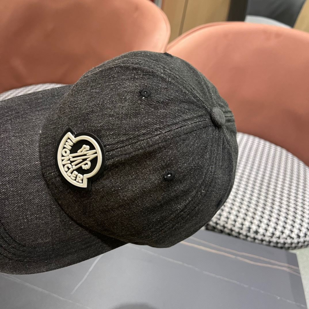 Moncler Caps